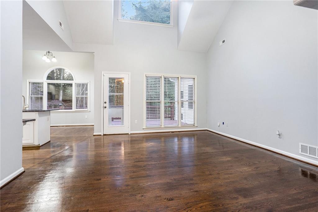 1005 Windridge Drive