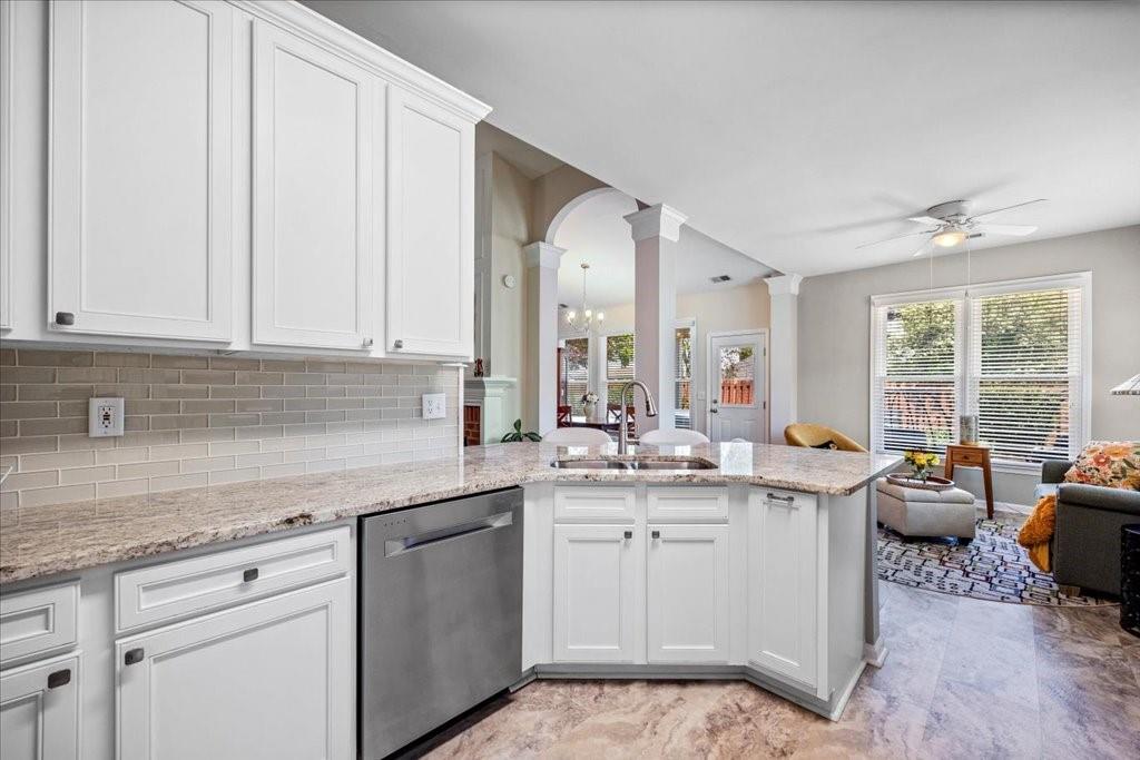 11865 Brisbane Drive, Alpharetta, Georgia image 8