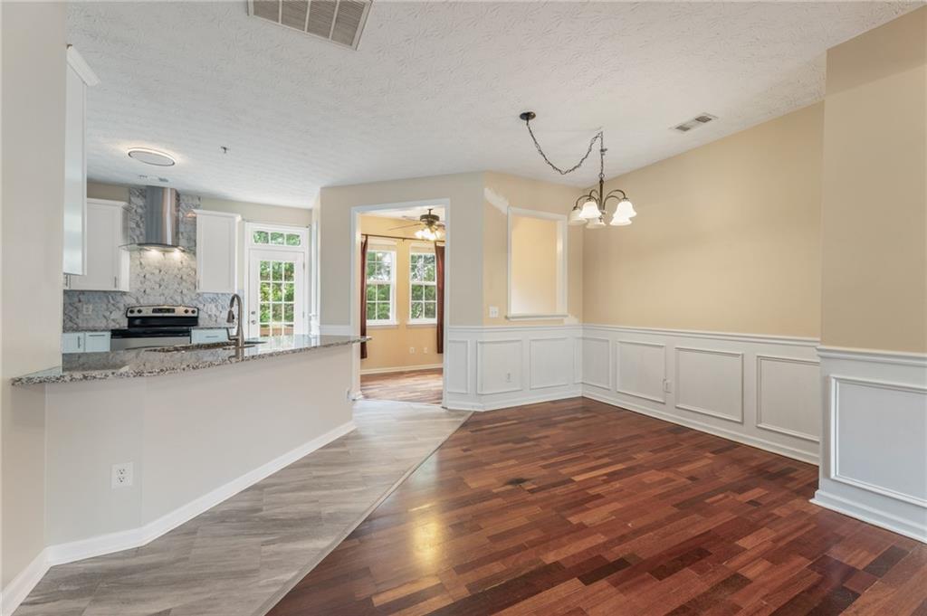 240 Village Square Drive, Woodstock, Georgia image 3