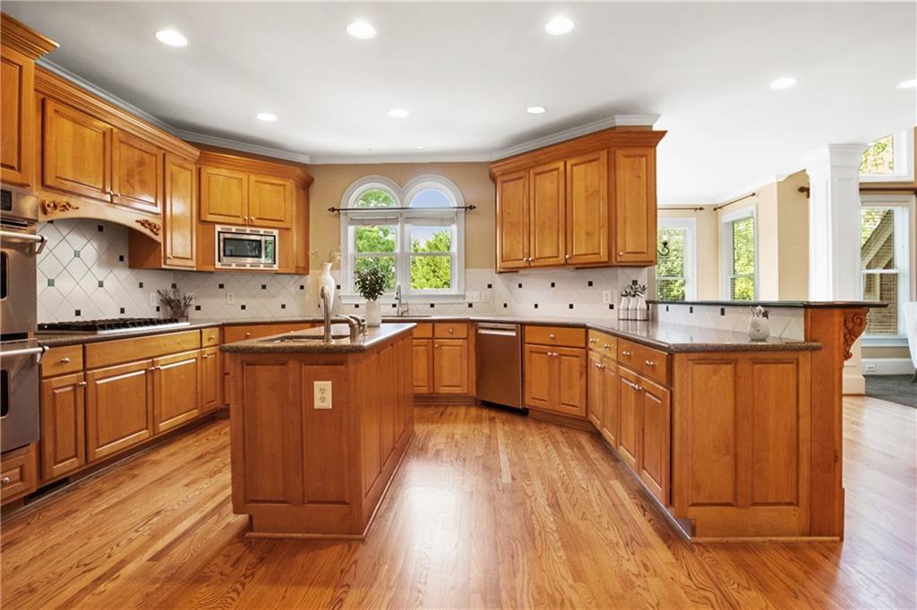 6020 Ettington Drive, Suwanee, Georgia image 21