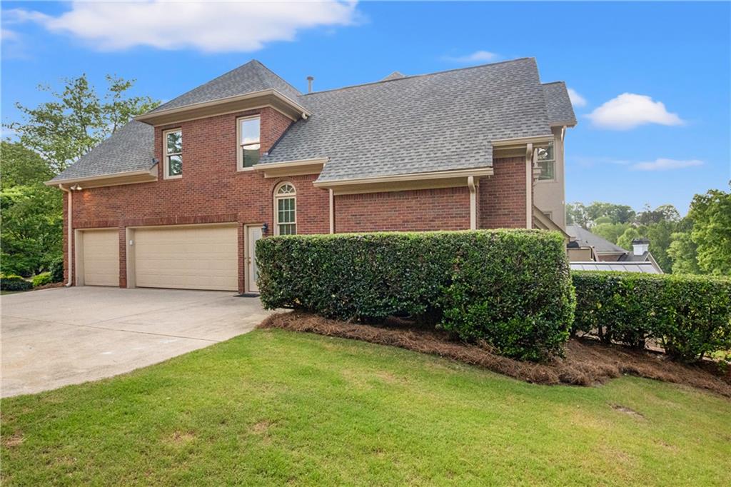 6020 Ettington Drive, Suwanee, Georgia image 7