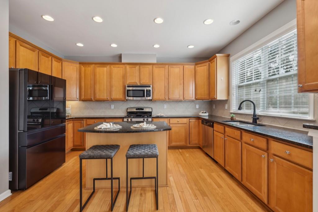 1016 Parkmont Way, Decatur, Georgia image 3