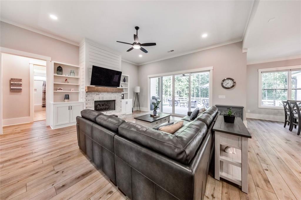 877 Arnold Mill Road