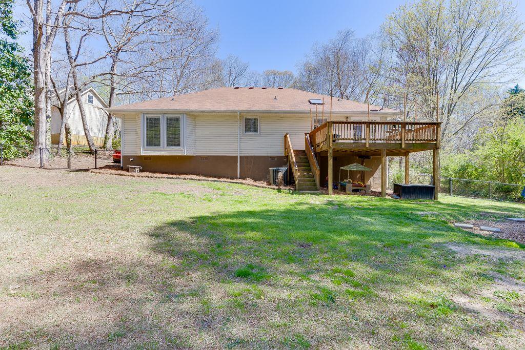4434 Hidden Oaks Drive, Flowery Branch, Georgia image 32