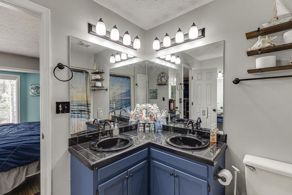 4434 Hidden Oaks Drive, Flowery Branch, Georgia image 40