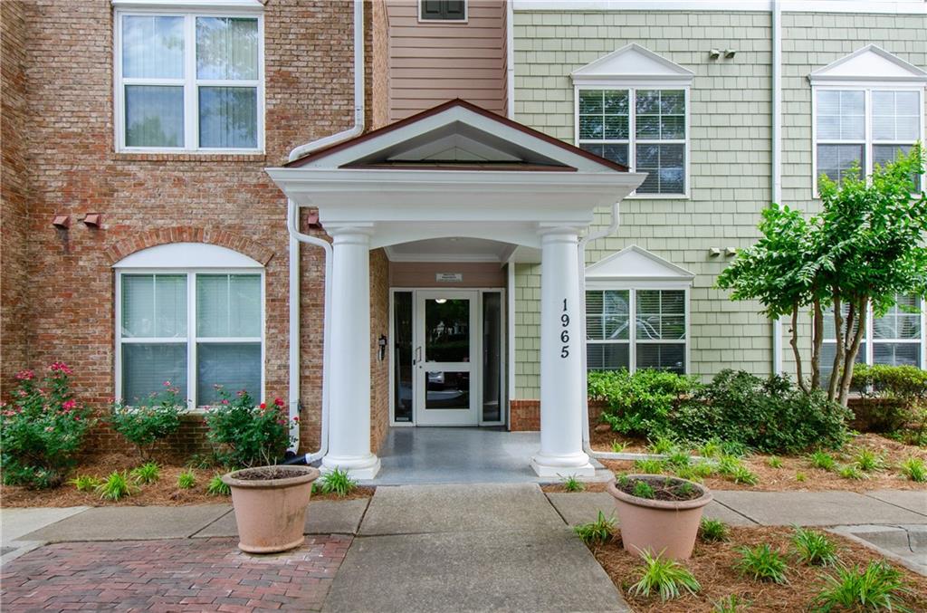 Westside Commons - Residential
