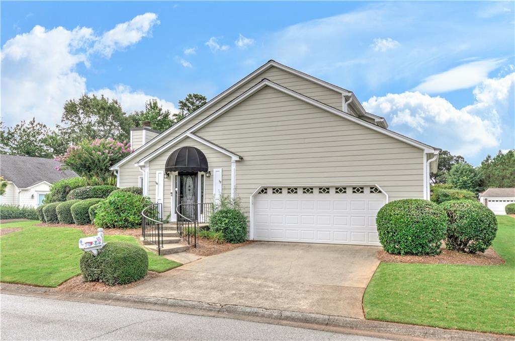 60 Heartwood Drive