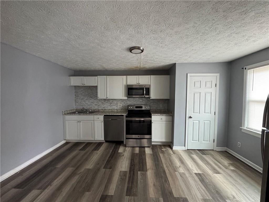 1410 Cave Springs Road SW
