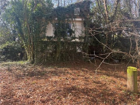 Vacant Land For Sale - 2973 Lee Road<br/> Snellville, GA 30039