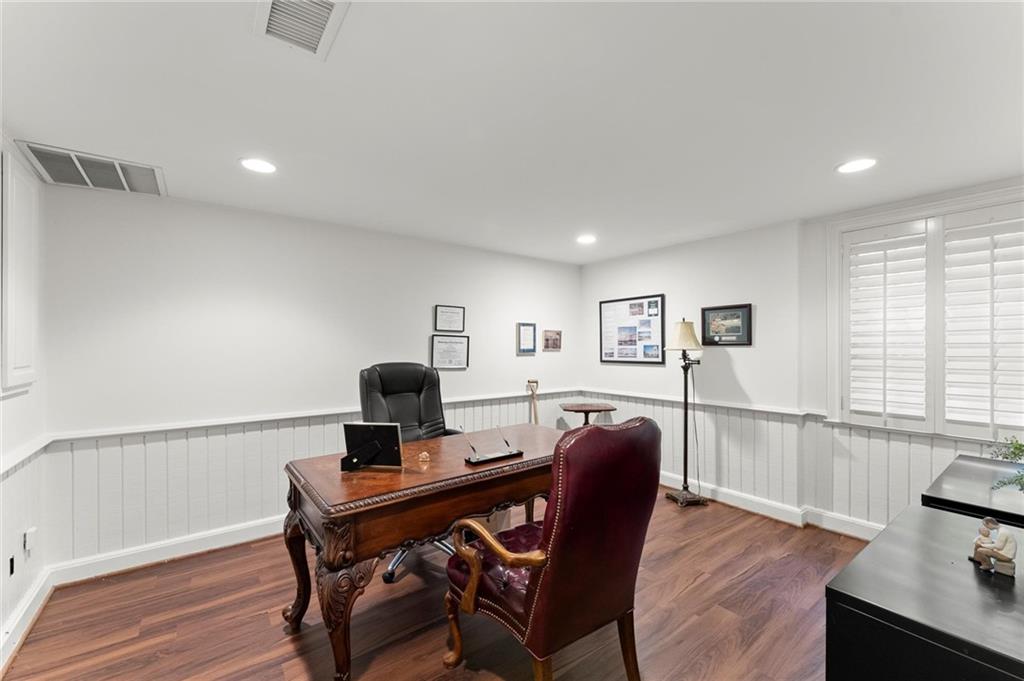 Atlanta Country Club - Residential