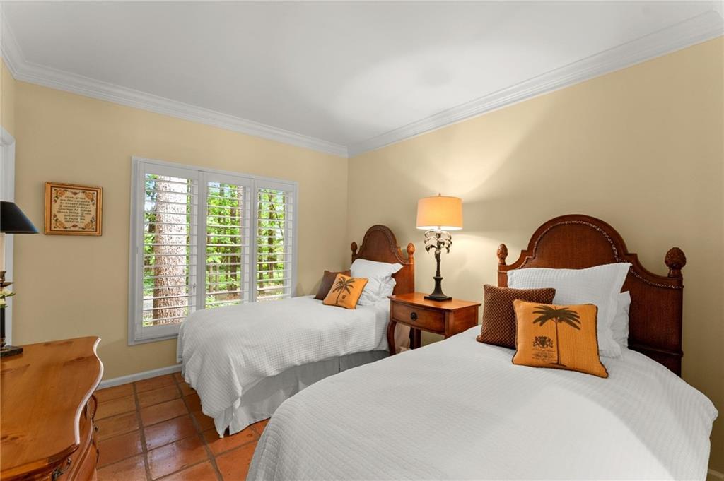Atlanta Country Club - Residential