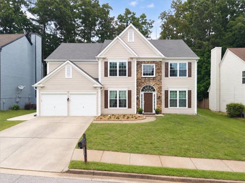 Homes For Sale - 3138 NW Elmendorf Drive<br/> Kennesaw, GA 30144
