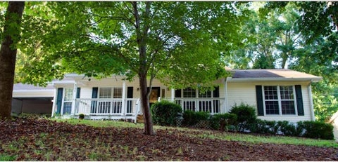 Homes For Sale - 4277 Green Valley Drive<br/> Gainesville, GA 30506