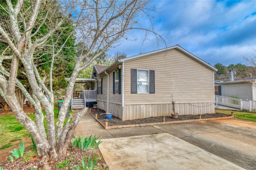 815 Cambridge Parkway