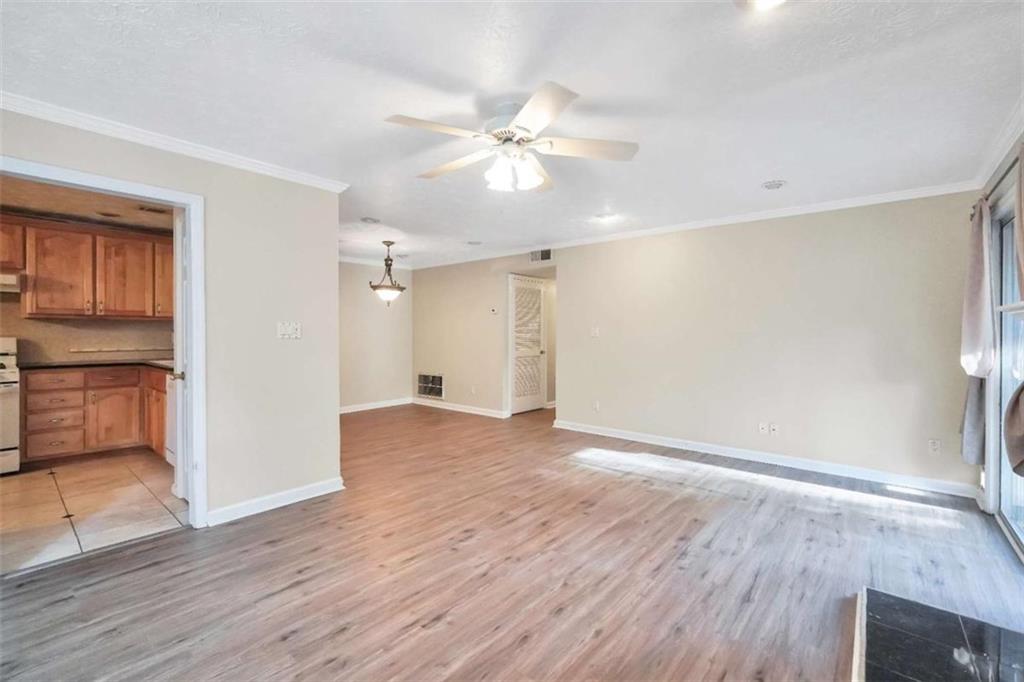1482 N Crossing Circle, Atlanta, Georgia image 6