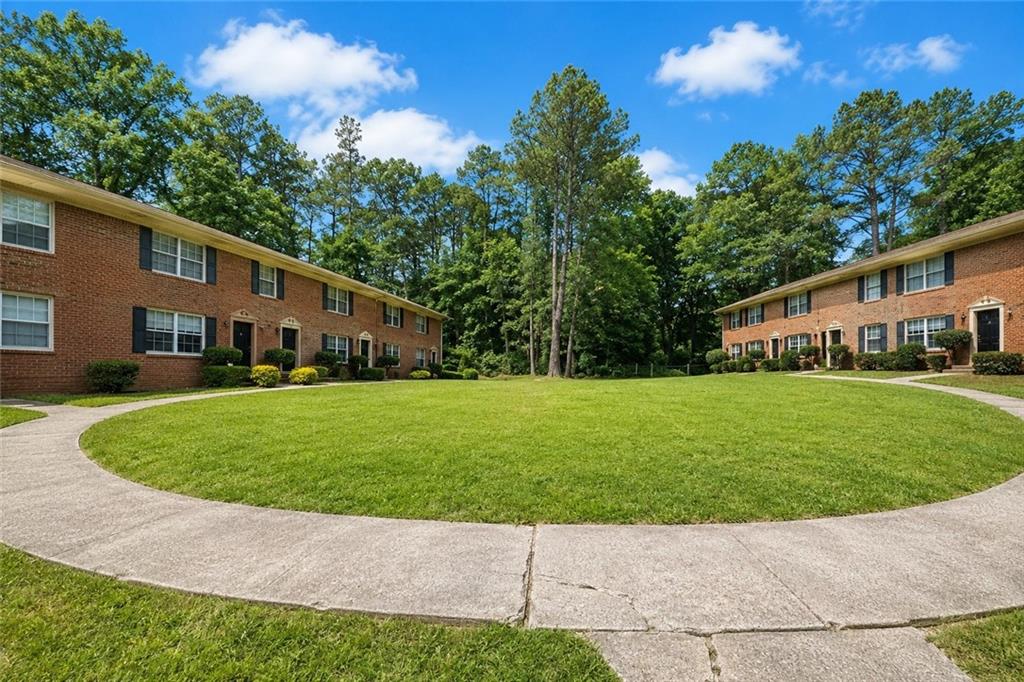 1010 Sexton Drive 10