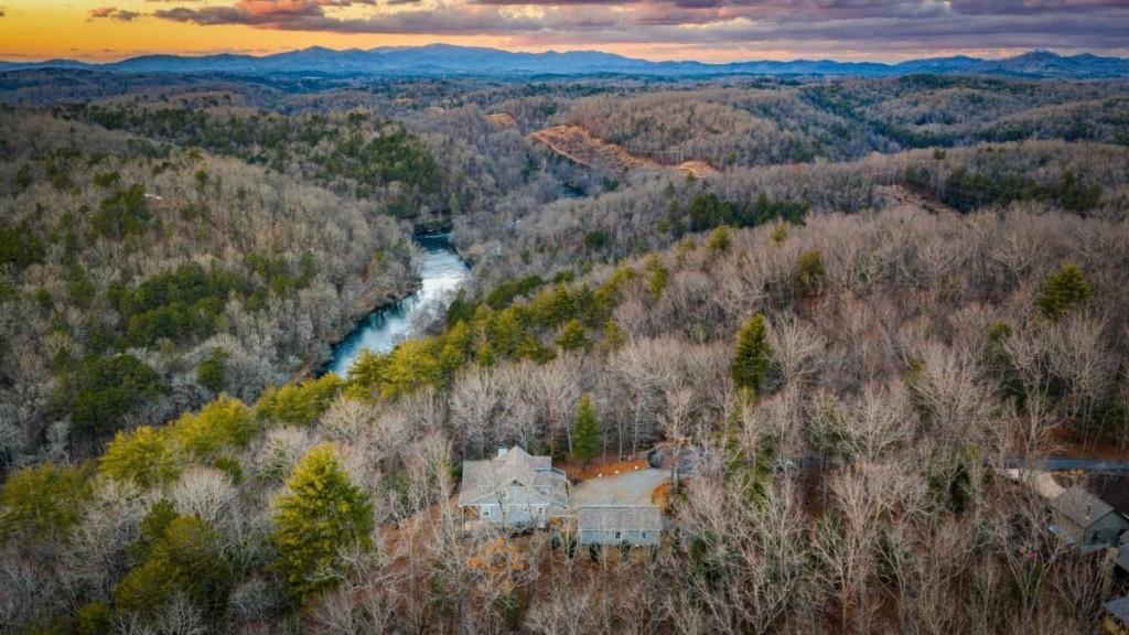 149 River Crest Lane