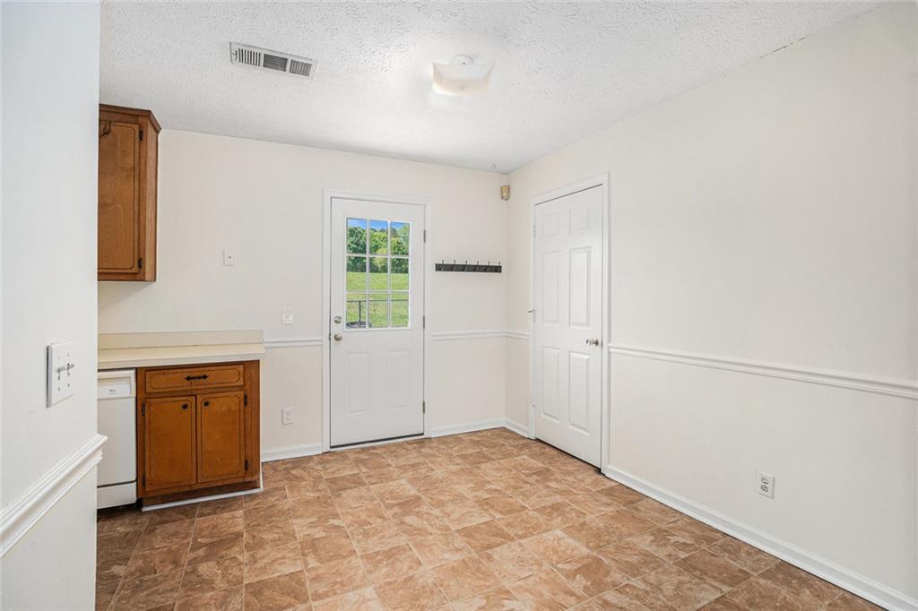 5794 Parks Road, Cumming, Georgia image 4