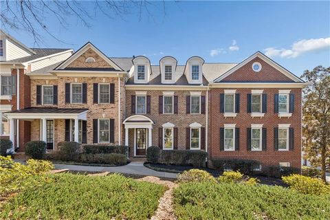 Photo of 4807 Fairmont Way, Roswell, GA 30075 (MLS # 7734873)