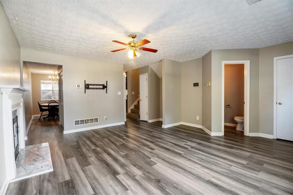 WEDGEWOOD - Residential