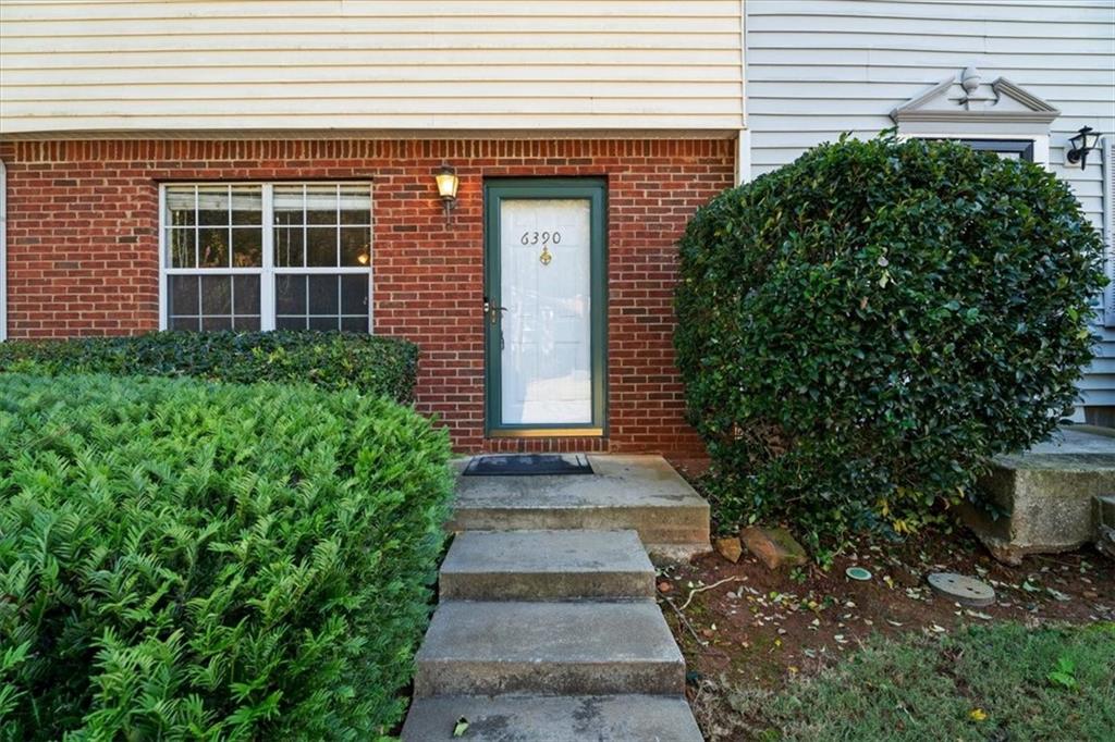 WEDGEWOOD - Residential