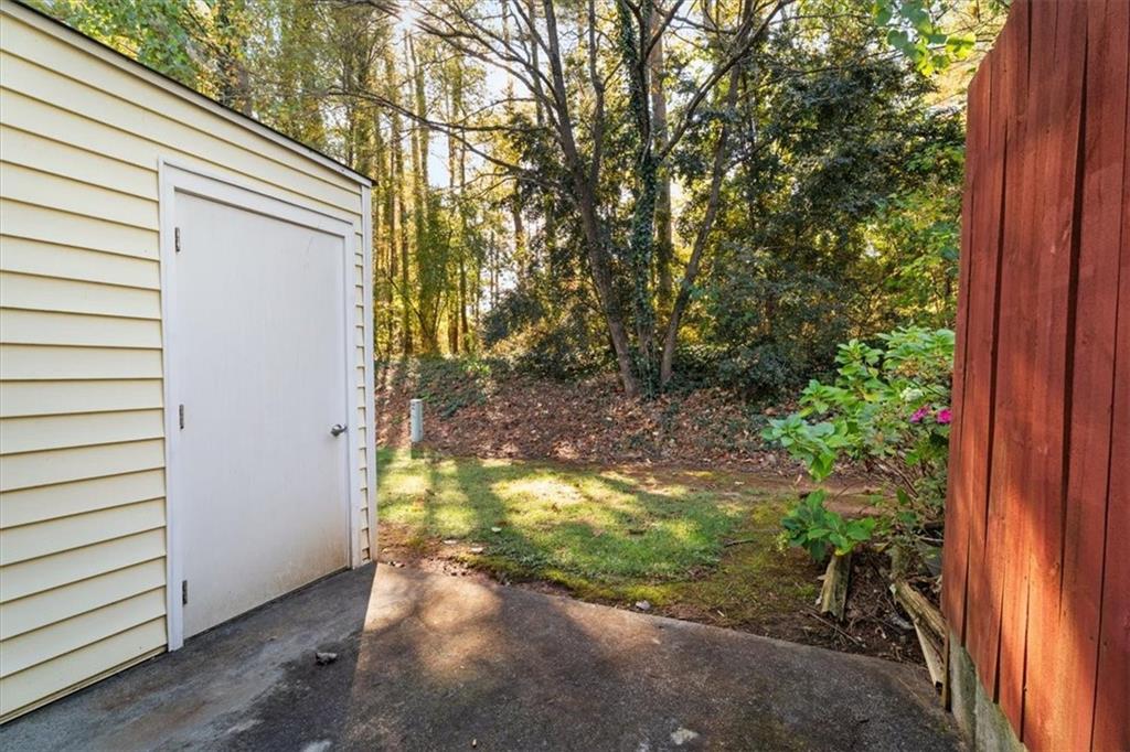 WEDGEWOOD - Residential