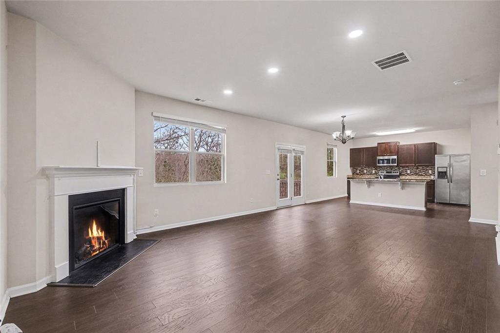 3315 Heatherwood Drive