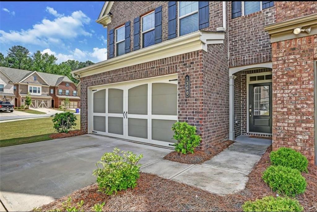 1360 Hampton Oaks Drive, Alpharetta, Georgia image 2