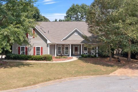 A home in Hoschton