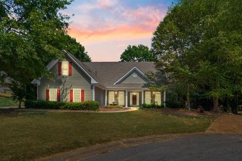 A home in Hoschton