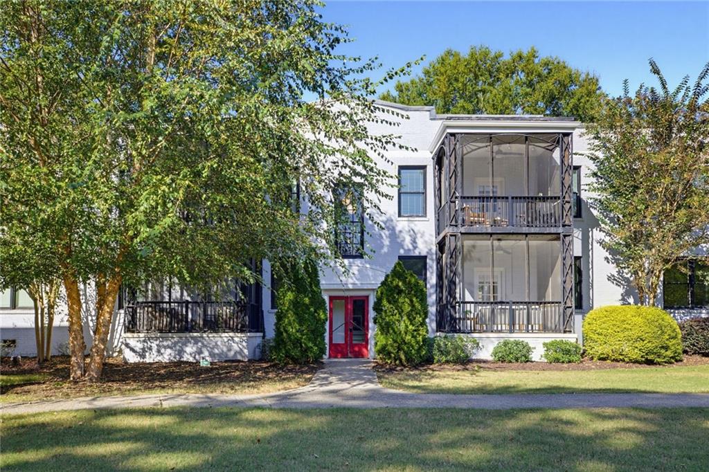 128 Peachtree Memorial Drive NW 1