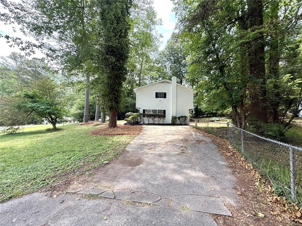3681 Lavilla Drive