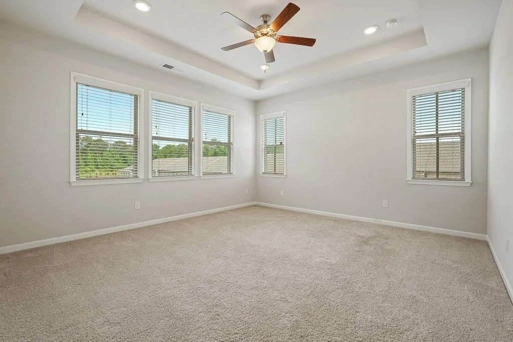 Doraville, Georgia 30360, United States, 4 Bedrooms Bedrooms, ,4 BathroomsBathrooms,Residential,Active,181892