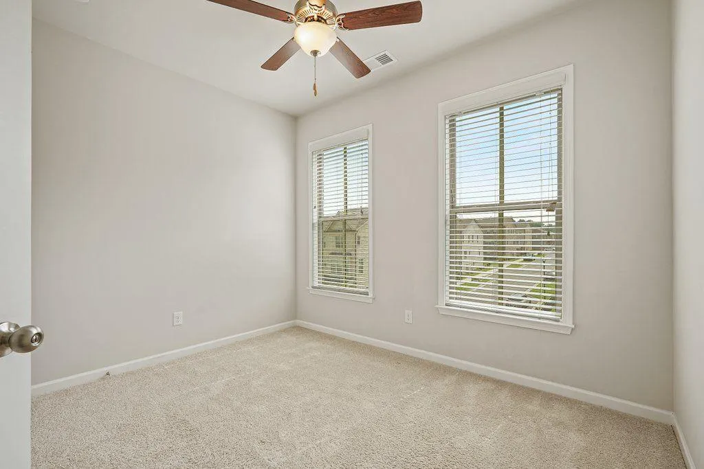 Doraville, Georgia 30360, United States, 4 Bedrooms Bedrooms, ,4 BathroomsBathrooms,Residential,Active,181892