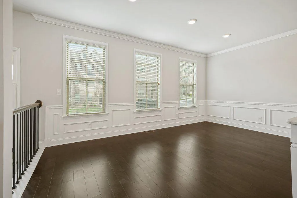 Doraville, Georgia 30360, United States, 4 Bedrooms Bedrooms, ,4 BathroomsBathrooms,Residential,Active,181892