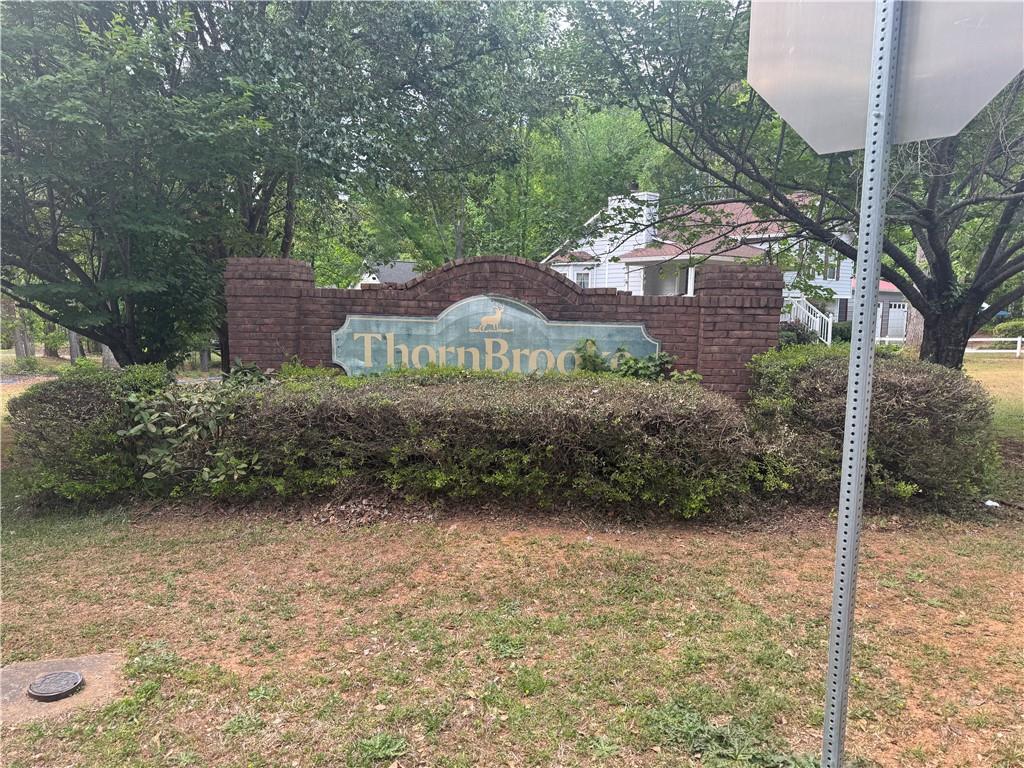 483 thornbrooke Drive