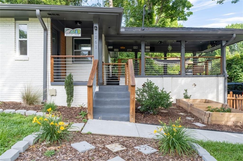 1261 CALHOUN Terrace SW
