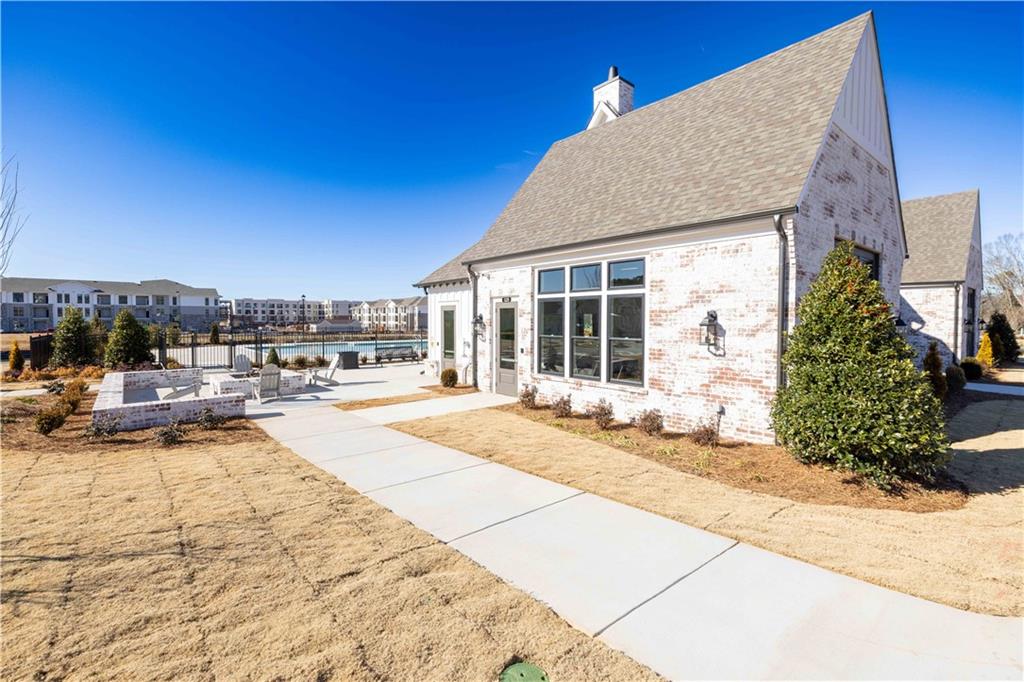 605 Beechwood Way