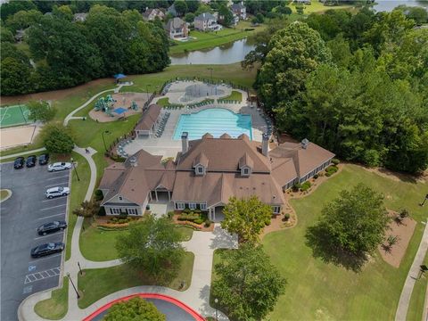 A home in Dacula