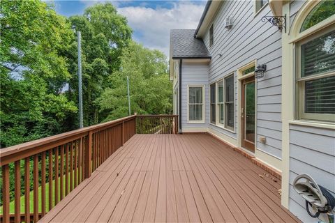 A home in Dacula