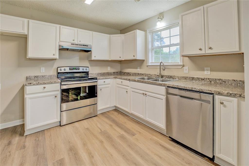 126 Usher Lane, Covington, Georgia image 10