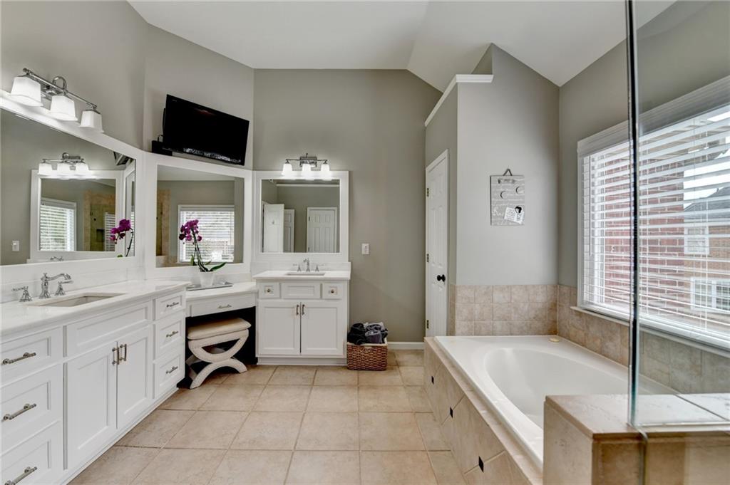 370 Laurel Oak Drive, Suwanee, Georgia image 40