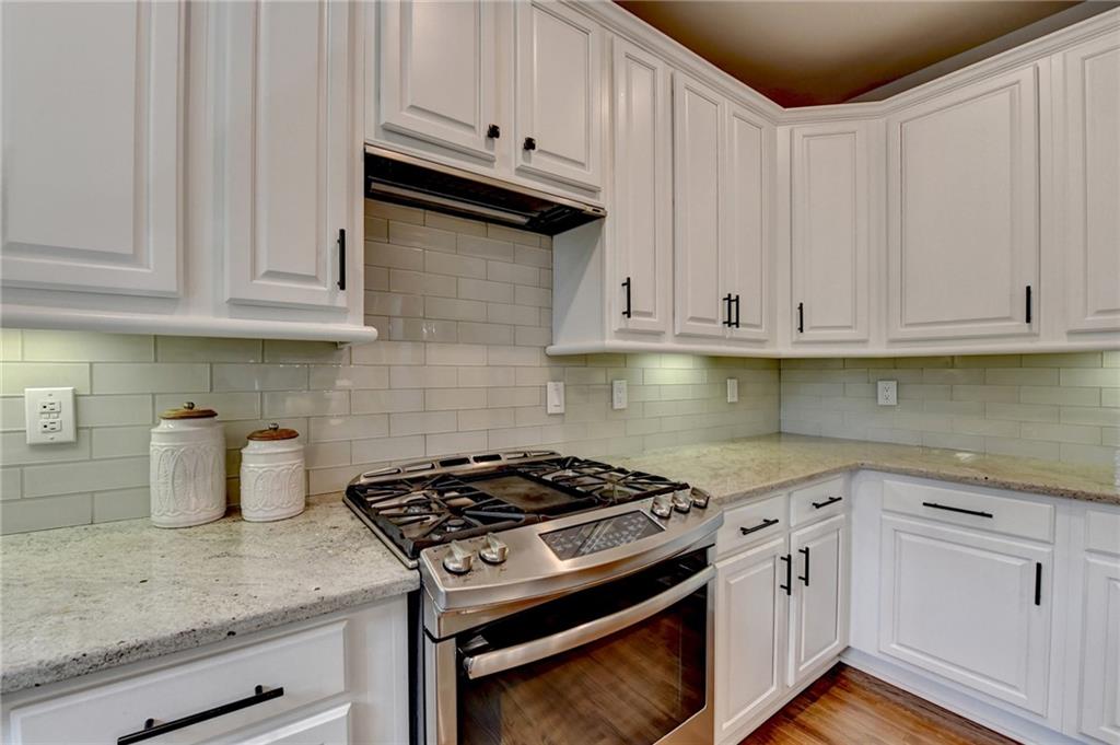 370 Laurel Oak Drive, Suwanee, Georgia image 25