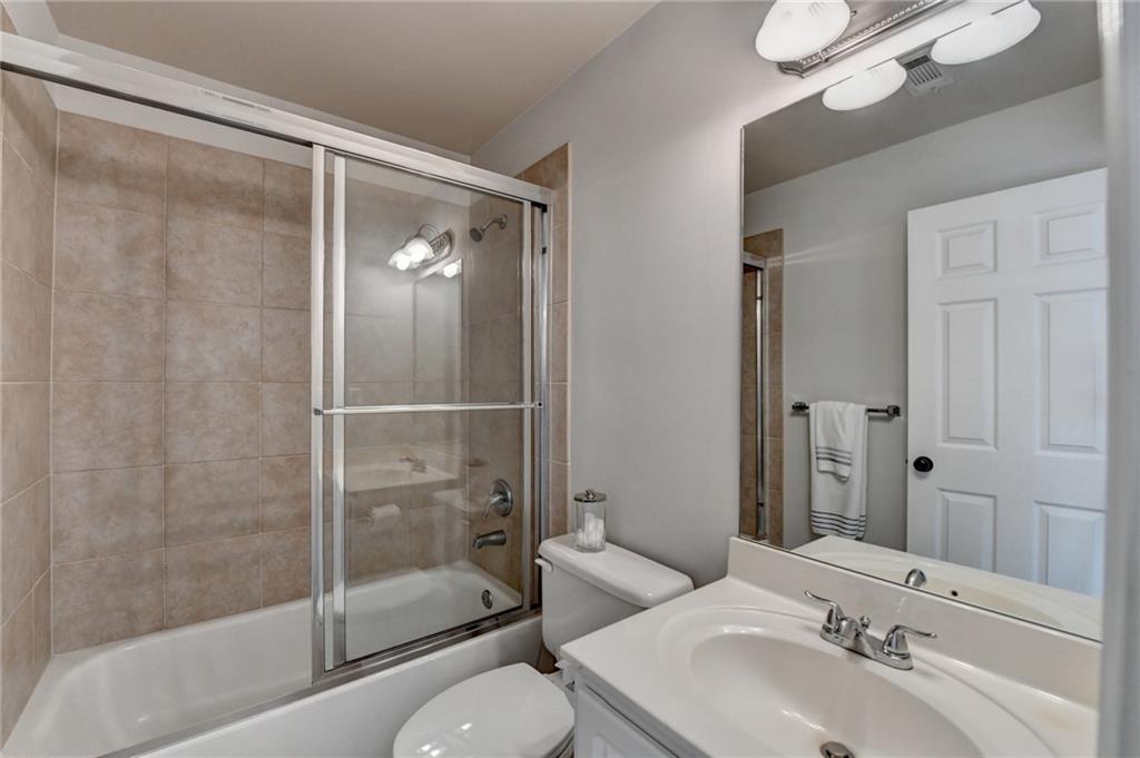 370 Laurel Oak Drive, Suwanee, Georgia image 42