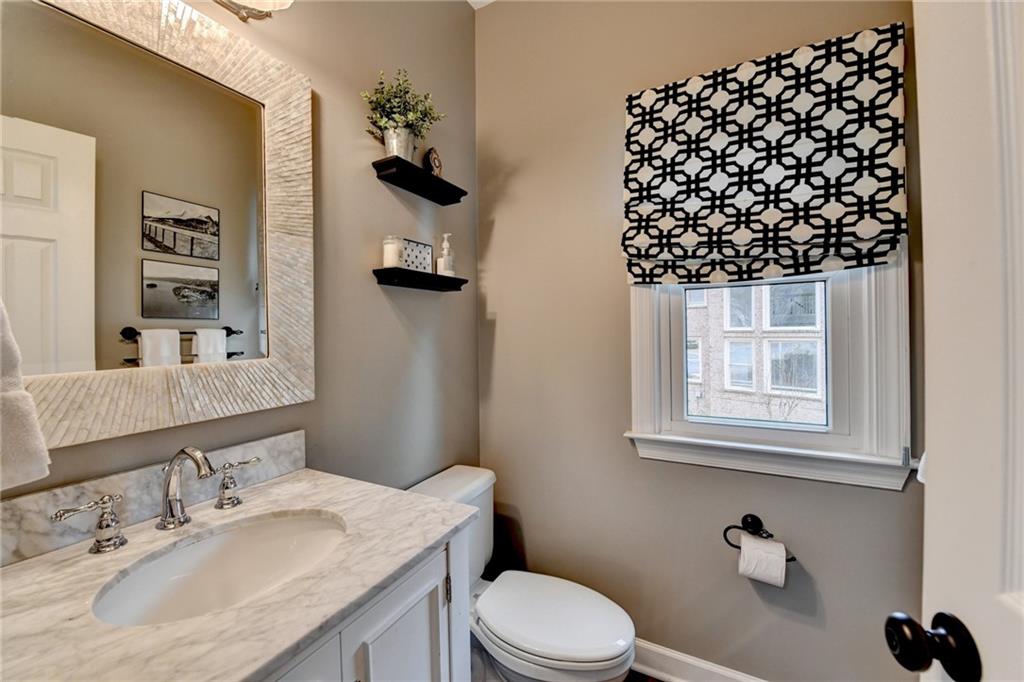 370 Laurel Oak Drive, Suwanee, Georgia image 30