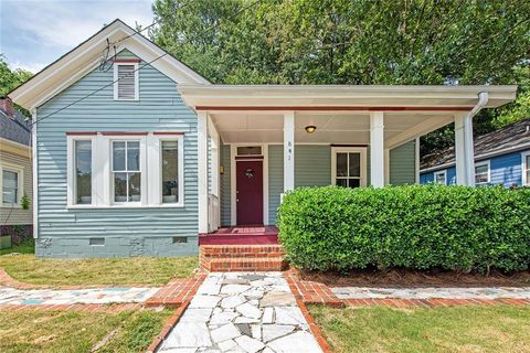 Photo of 841 White Street SW, Atlanta, GA 30310 (MLS # 7250894)