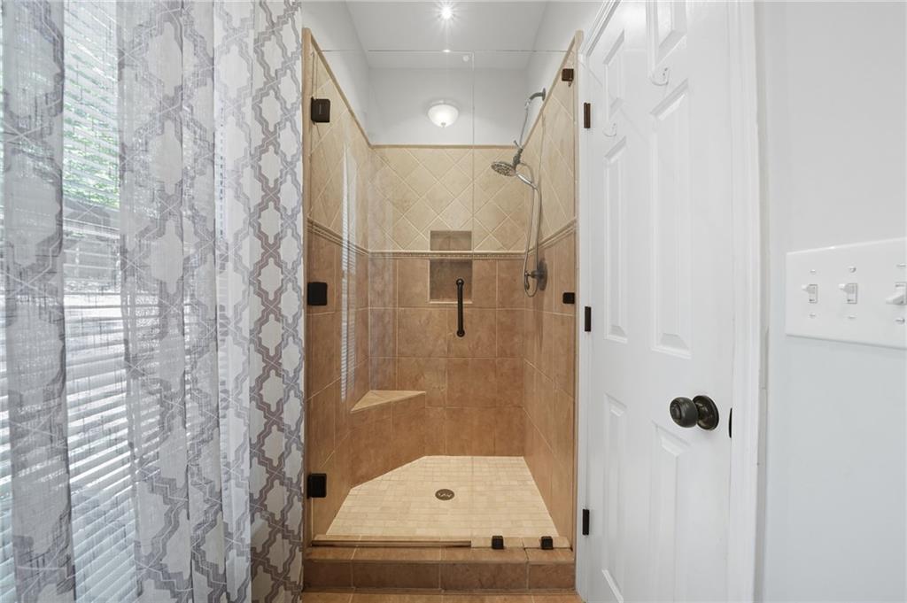 No HOA - Residential