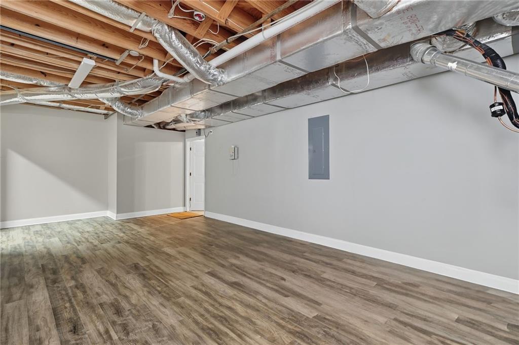 No HOA - Residential