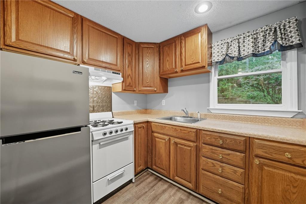 No HOA - Residential