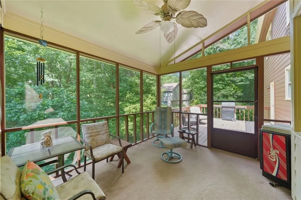 Roswell, Georgia 30075, United States, 5 Bedrooms Bedrooms, ,4 BathroomsBathrooms,Residential,Active,162045